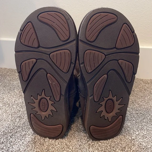 Tall Chocolate Uggs with Zipper - Picture 4 of 6